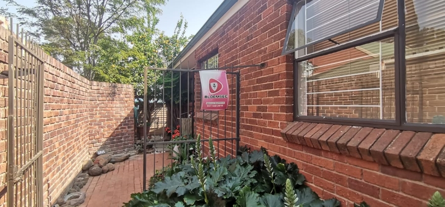 2 Bedroom Property for Sale in Westdene Free State